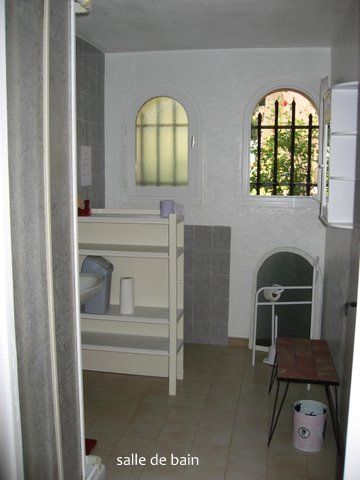 photo 8 Owner direct vacation rental Frjus appartement Provence-Alpes-Cte d'Azur Var Washing facilities