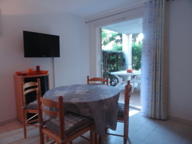 photo 3 Owner direct vacation rental Cavalire appartement Provence-Alpes-Cte d'Azur Var Living room