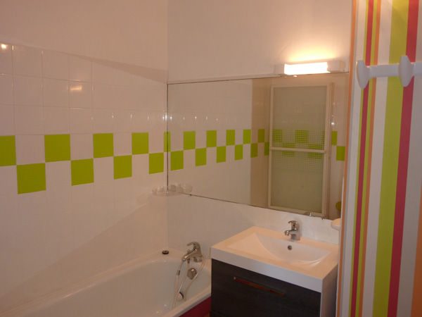 photo 5 Owner direct vacation rental Cabourg appartement Basse-Normandie Calvados bathroom
