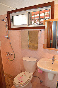 photo 6 Owner direct vacation rental Flic-en-Flac bungalow   Washing facilities