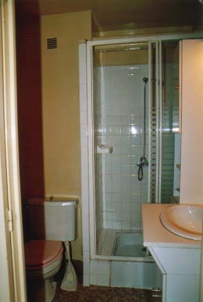 photo 10 Owner direct vacation rental La Rosire 1850 studio Rhone-Alps Savoie Washing facilities