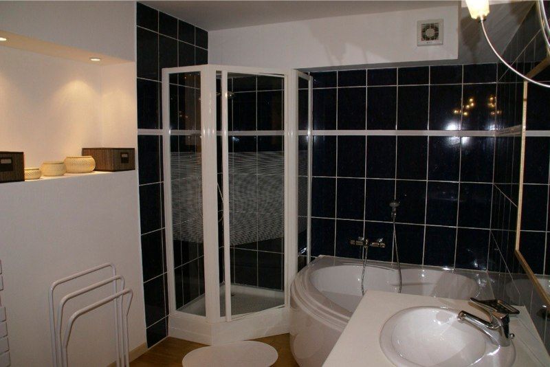 photo 5 Owner direct vacation rental Besse - Super Besse appartement Auvergne Puy-de-Dme bathroom