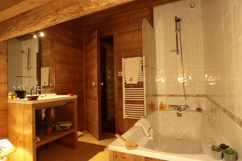 photo 5 Owner direct vacation rental Villard de Lans - Correnon en Vercors chalet Rhone-Alps Isre bathroom 1