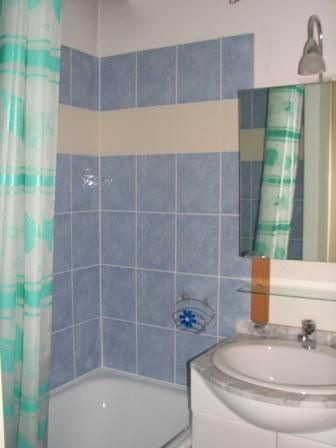 photo 6 Owner direct vacation rental Les Menuires appartement Rhone-Alps Savoie bathroom