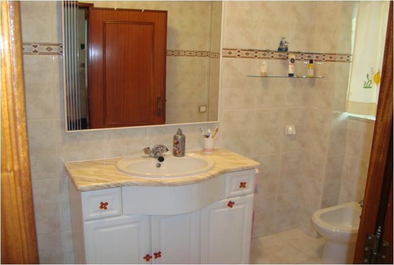 photo 12 Owner direct vacation rental Albufeira appartement Algarve  bathroom