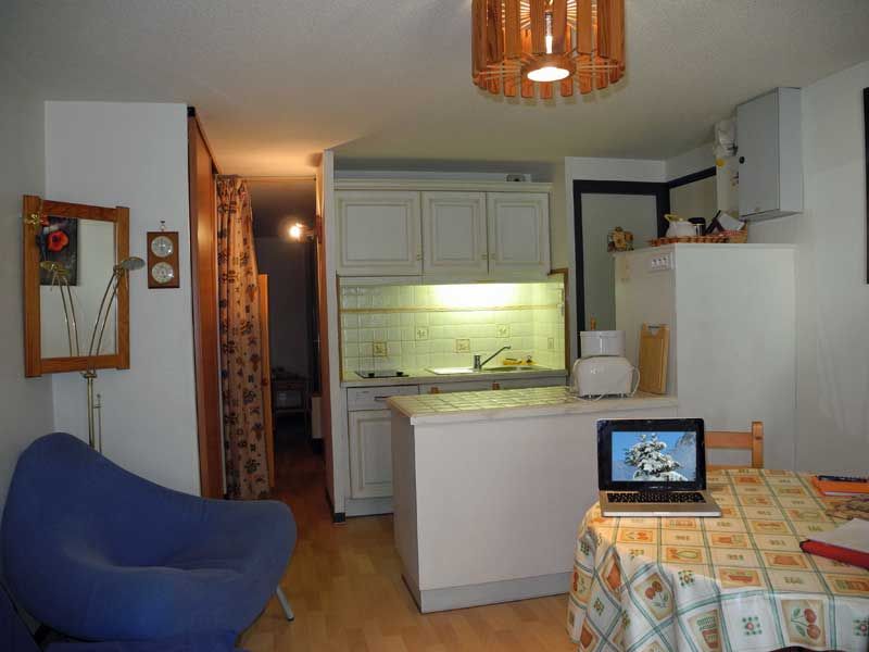 photo 0 Owner direct vacation rental Barges appartement Midi-Pyrnes Hautes-Pyrnes Kitchenette