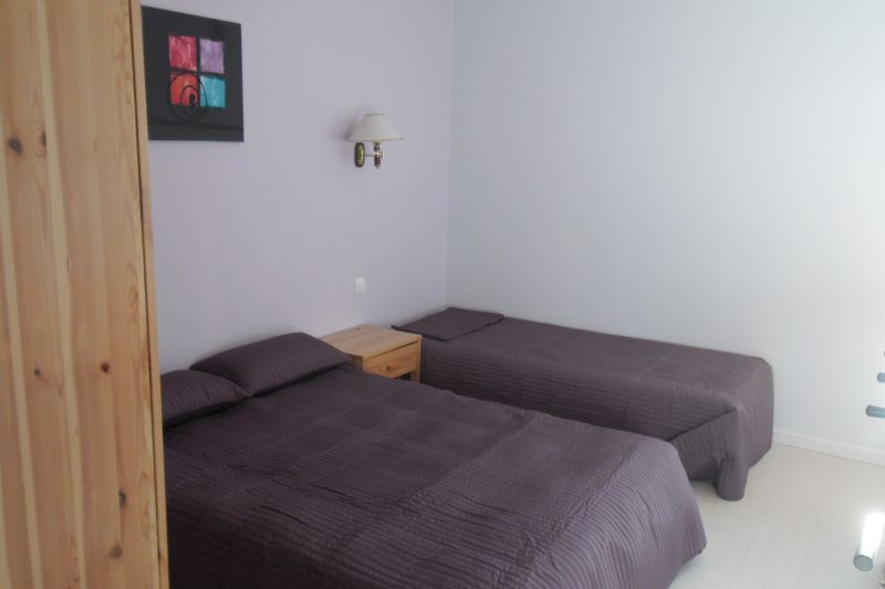 photo 7 Owner direct vacation rental Grardmer appartement   bedroom 2
