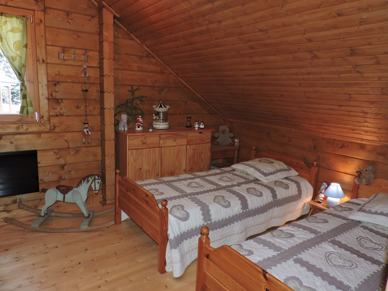 photo 14 Owner direct vacation rental Grardmer chalet Lorraine Vosges bedroom 3