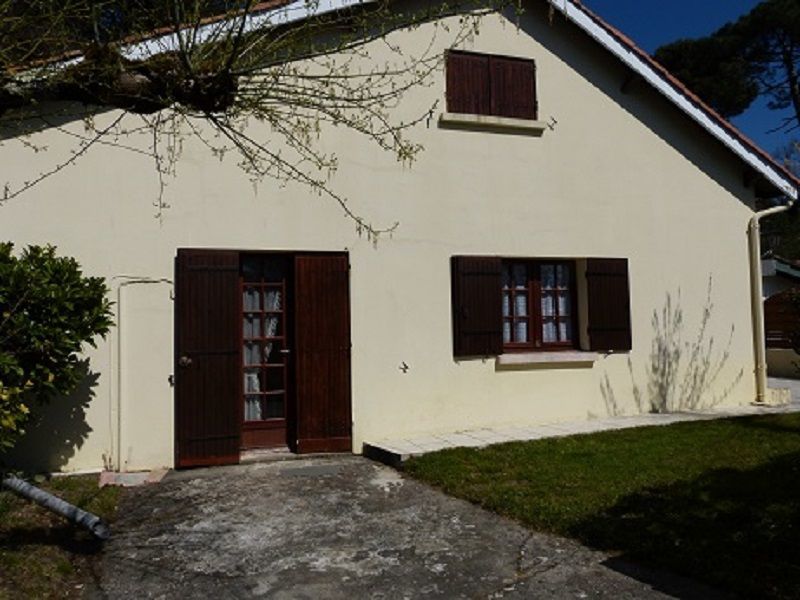 photo 20 Owner direct vacation rental Lacanau maison Aquitaine Gironde Parking