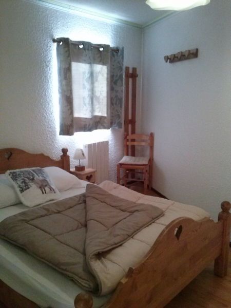 photo 8 Owner direct vacation rental Alpe d'Huez appartement Rhone-Alps Isre bedroom 1