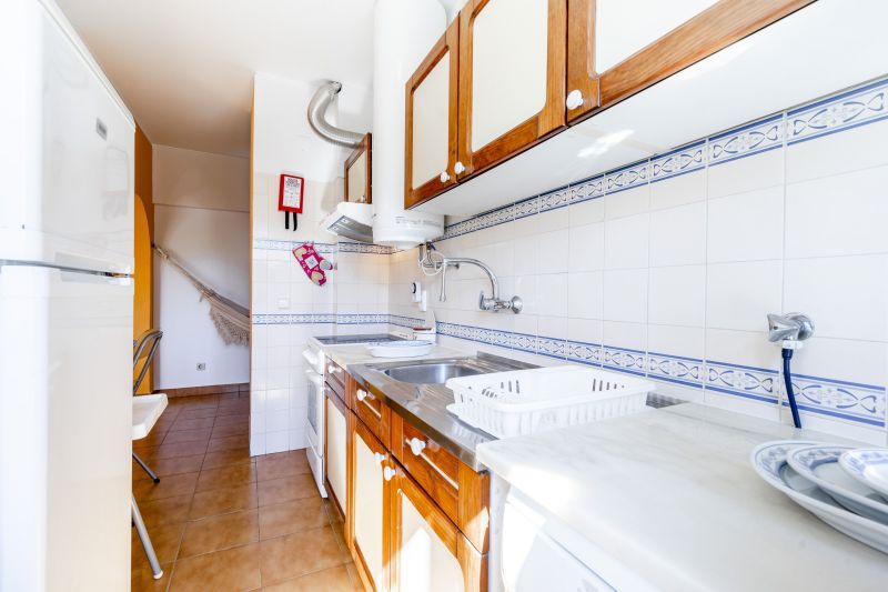 photo 10 Owner direct vacation rental Altura appartement Algarve  Summer kitchen