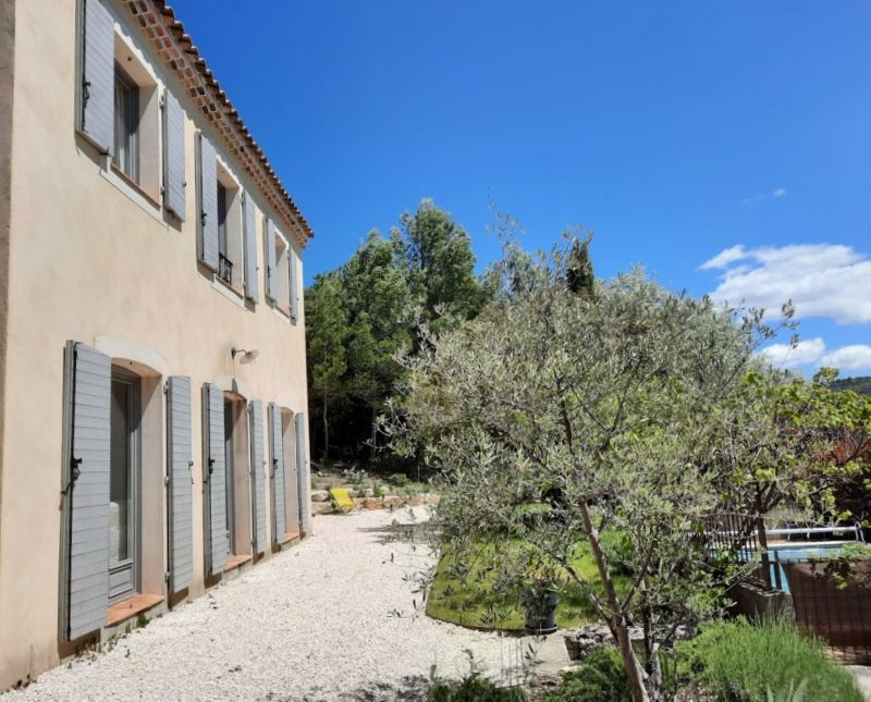 photo 7 Owner direct vacation rental Apt villa Provence-Alpes-Cte d'Azur Vaucluse Outside view