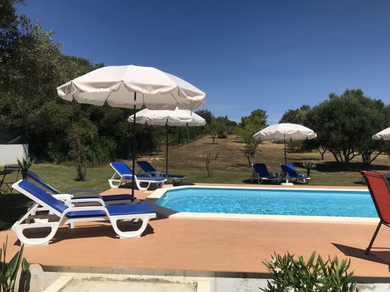 photo 23 Owner direct vacation rental Lagos gite Algarve  Swimming pool
