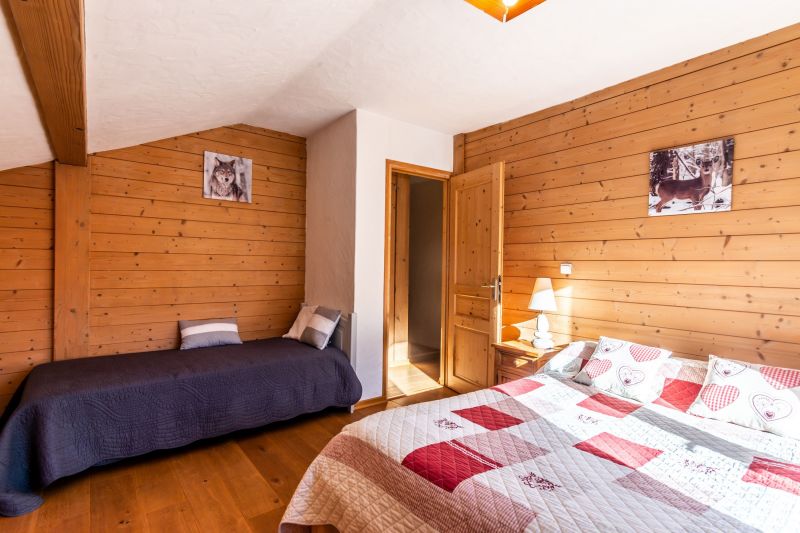 photo 15 Owner direct vacation rental Praz sur Arly chalet Rhone-Alps Haute-Savoie bedroom 1