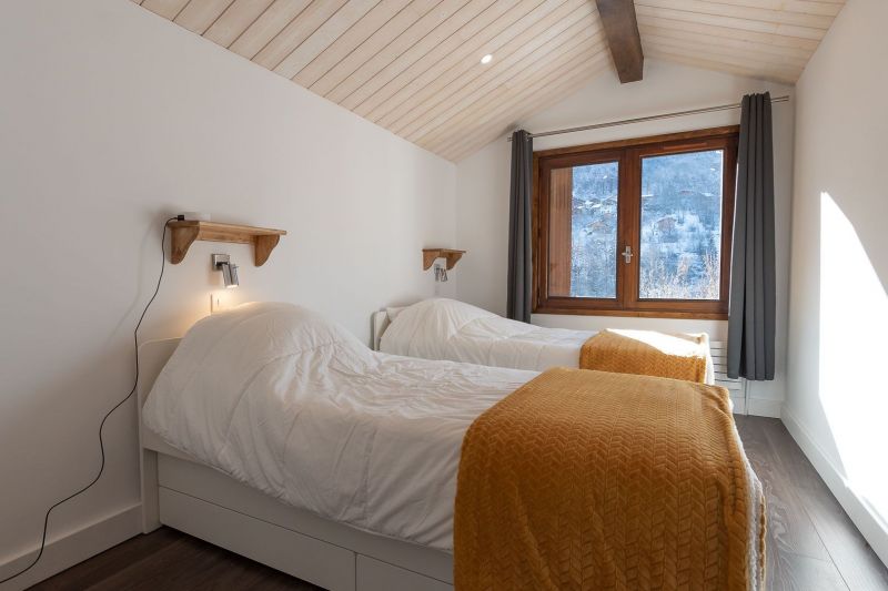 photo 10 Owner direct vacation rental Brides Les Bains maison Rhone-Alps Savoie bedroom 1