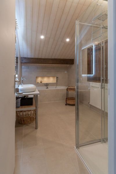 photo 15 Owner direct vacation rental Brides Les Bains maison Rhone-Alps Savoie bathroom