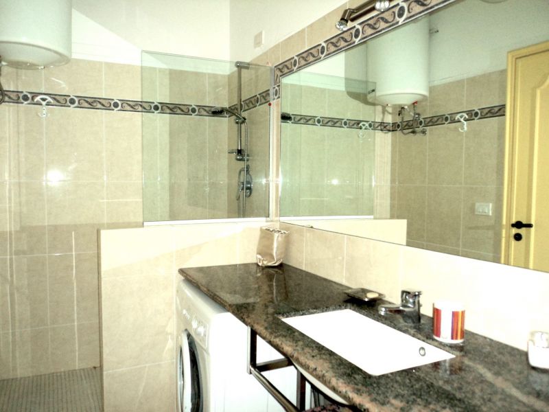 photo 16 Owner direct vacation rental Ospedaletti appartement Liguria Imperia Province bathroom