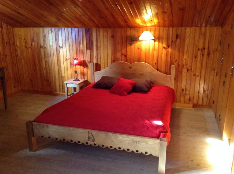photo 7 Owner direct vacation rental Luchon Superbagneres chalet Midi-Pyrnes Haute Garonne bedroom 2