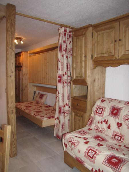 photo 7 Owner direct vacation rental Val Thorens studio Rhone-Alps Savoie Extra sleeping accommodation