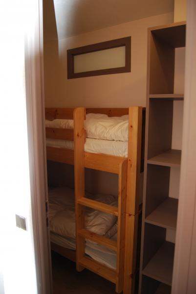 photo 3 Owner direct vacation rental Motiers appartement Rhone-Alps Savoie bedroom 2