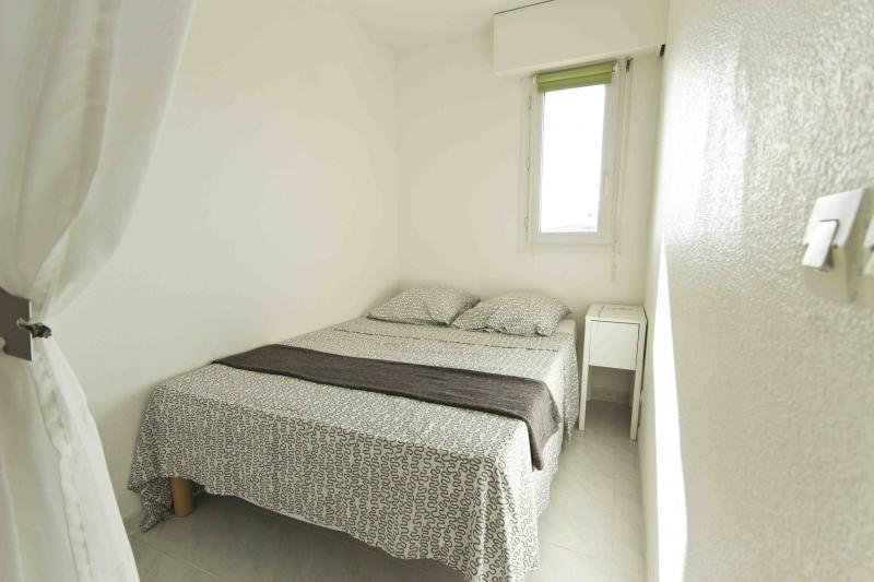 photo 2 Owner direct vacation rental Frjus studio Provence-Alpes-Cte d'Azur Var Extra sleeping accommodation
