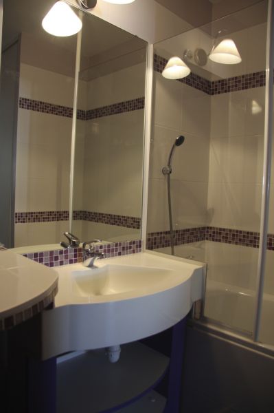 photo 10 Owner direct vacation rental Valmeinier appartement Rhone-Alps Savoie bathroom