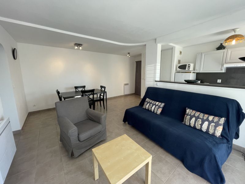 photo 7 Owner direct vacation rental Frjus appartement Provence-Alpes-Cte d'Azur Var Living room