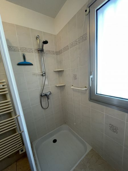 photo 13 Owner direct vacation rental Frjus appartement Provence-Alpes-Cte d'Azur Var Washing facilities