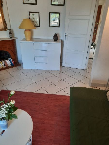 photo 8 Owner direct vacation rental Frjus appartement Provence-Alpes-Cte d'Azur Var Living room