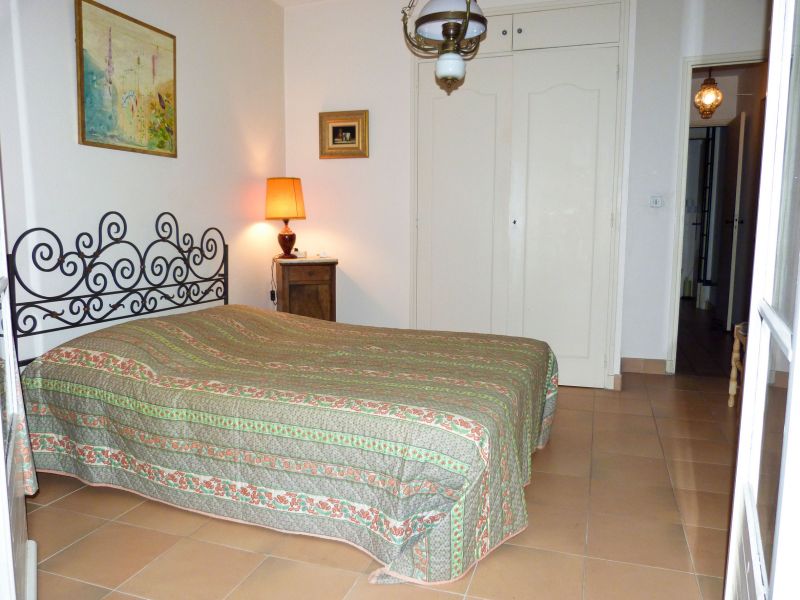 photo 9 Owner direct vacation rental La Croix Valmer villa Provence-Alpes-Cte d'Azur Var bedroom 1