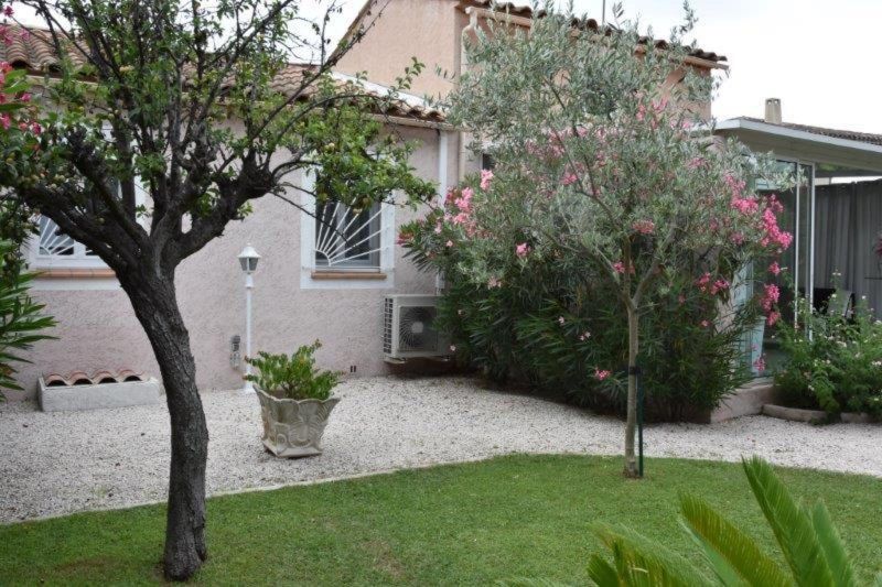 photo 3 Owner direct vacation rental Frjus villa Provence-Alpes-Cte d'Azur Var Outside view