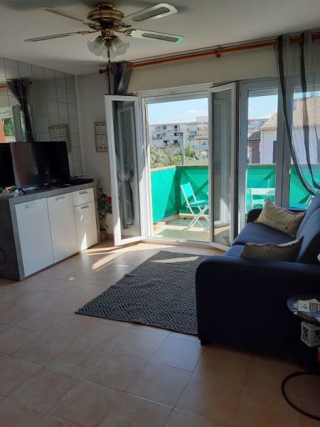 photo 1 Owner direct vacation rental Frjus appartement Provence-Alpes-Cte d'Azur Var Living room