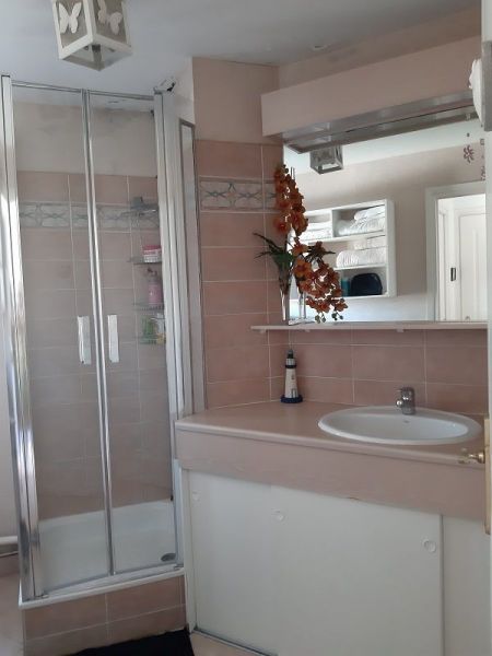 photo 7 Owner direct vacation rental Frjus appartement Provence-Alpes-Cte d'Azur Var Washing facilities