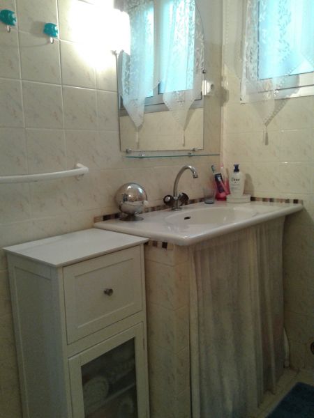 photo 22 Owner direct vacation rental Porto Vecchio villa Corsica Corse du Sud bathroom