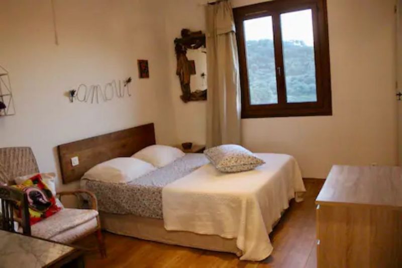 photo 14 Owner direct vacation rental Cargse appartement Corsica Corse du Sud bedroom 1