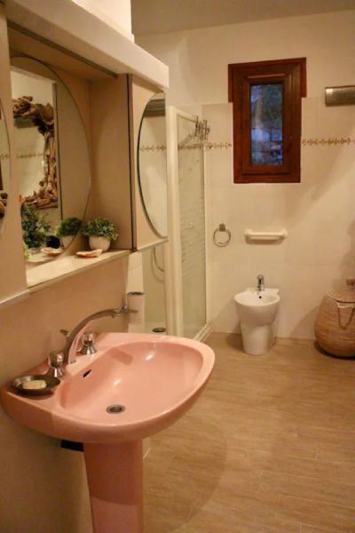 photo 20 Owner direct vacation rental Cargse appartement Corsica Corse du Sud bathroom 1