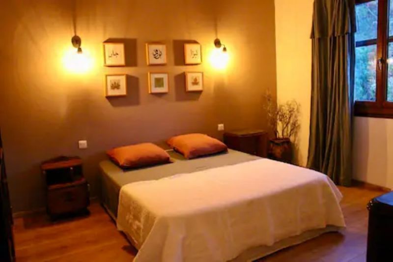 photo 15 Owner direct vacation rental Cargse appartement Corsica Corse du Sud bedroom 2