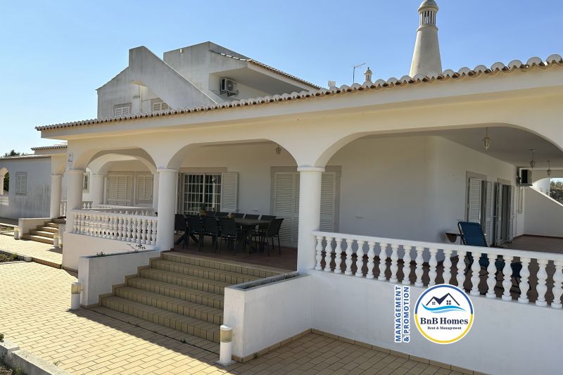 photo 0 Owner direct vacation rental Albufeira villa Algarve