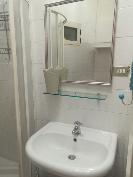 photo 29 Owner direct vacation rental Palinuro appartement Campania Salerne Province bathroom 5