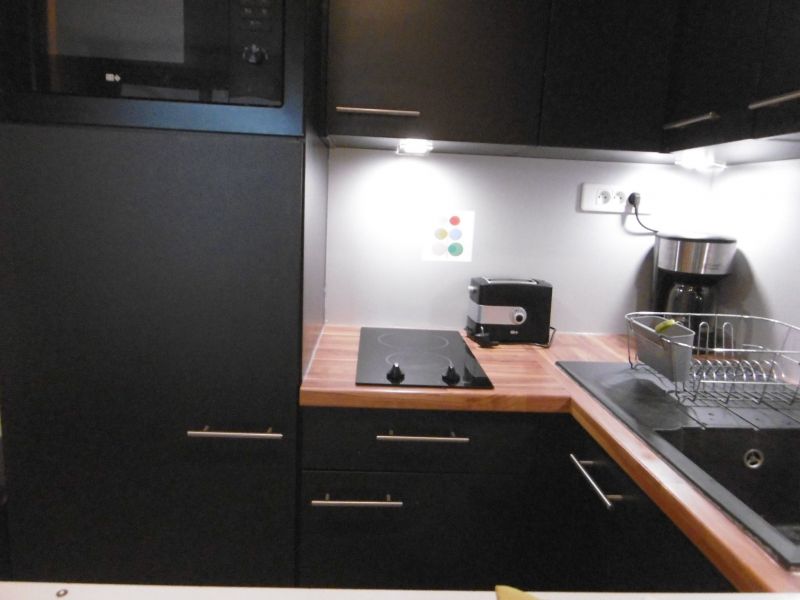 photo 11 Owner direct vacation rental Biarritz studio Aquitaine Pyrnes-Atlantiques Kitchenette