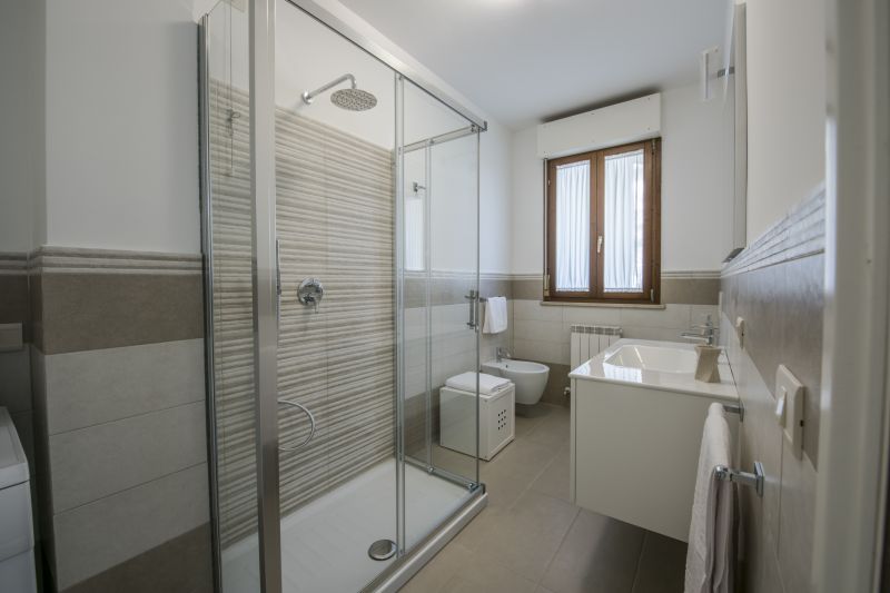 photo 11 Owner direct vacation rental Marotta appartement Marche Pesaro Urbino Province bathroom