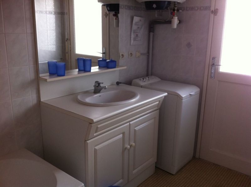 photo 8 Owner direct vacation rental Hossegor appartement Aquitaine Landes bathroom