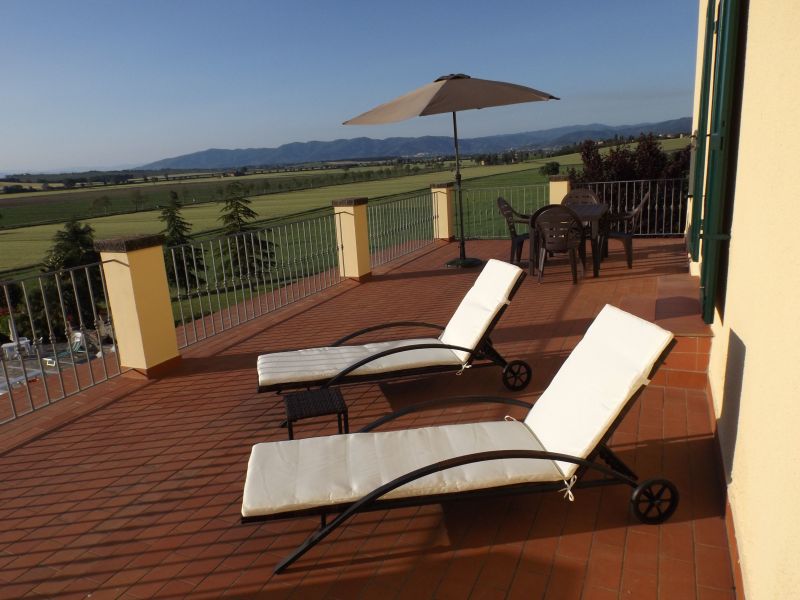photo 12 Owner direct vacation rental Cortona appartement Tuscany Arezzo Province Terrace
