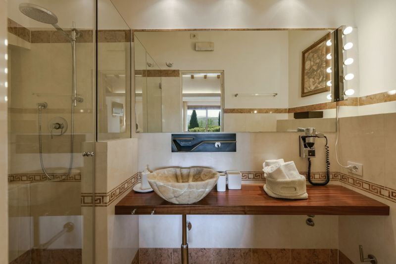 photo 12 Owner direct vacation rental Florence villa Tuscany Florence Province bathroom 1
