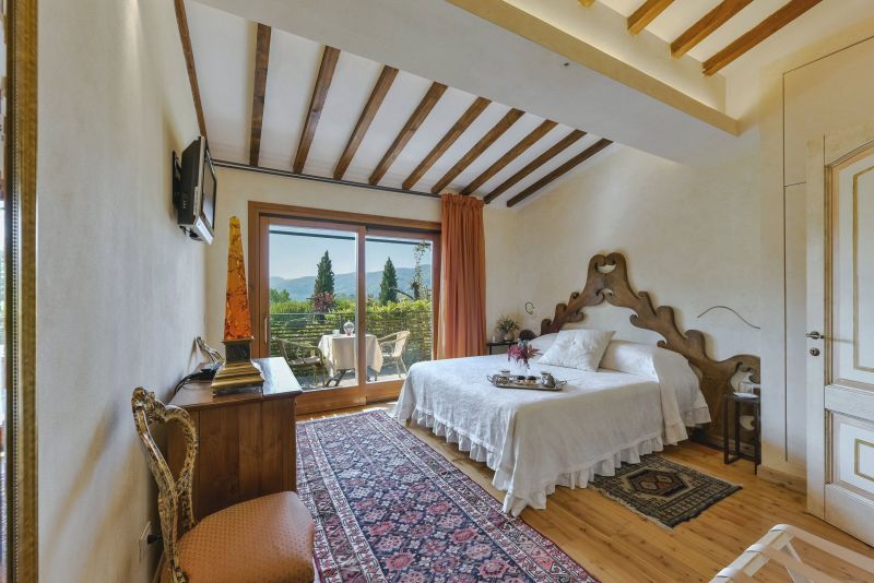 photo 17 Owner direct vacation rental Florence villa Tuscany Florence Province bedroom 4