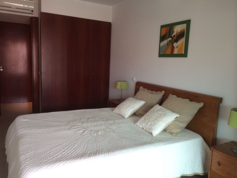 photo 13 Owner direct vacation rental Praia da Rocha appartement Algarve  bedroom