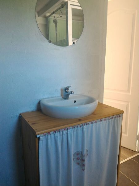 photo 8 Owner direct vacation rental Prfailles bungalow Pays de la Loire Loire-Atlantique bathroom