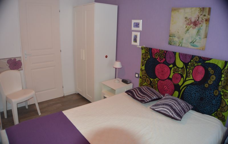 photo 10 Owner direct vacation rental Meschers maison Poitou-Charentes Charente-Maritime bedroom 1