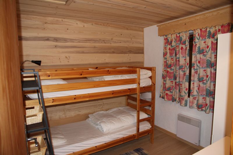 photo 17 Owner direct vacation rental Chtel chalet Rhone-Alps Haute-Savoie bedroom 3