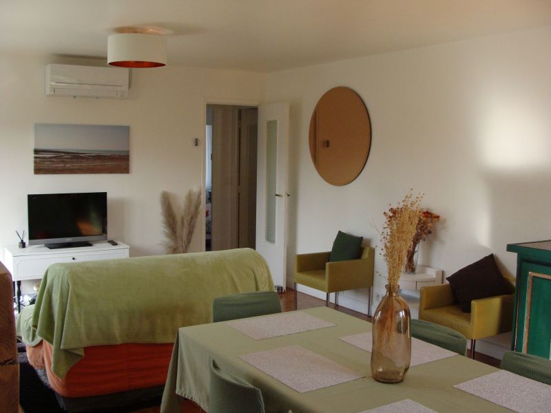 photo 1 Owner direct vacation rental Conflans Sainte Honorine gite Ile-de-France Yvelines Living room